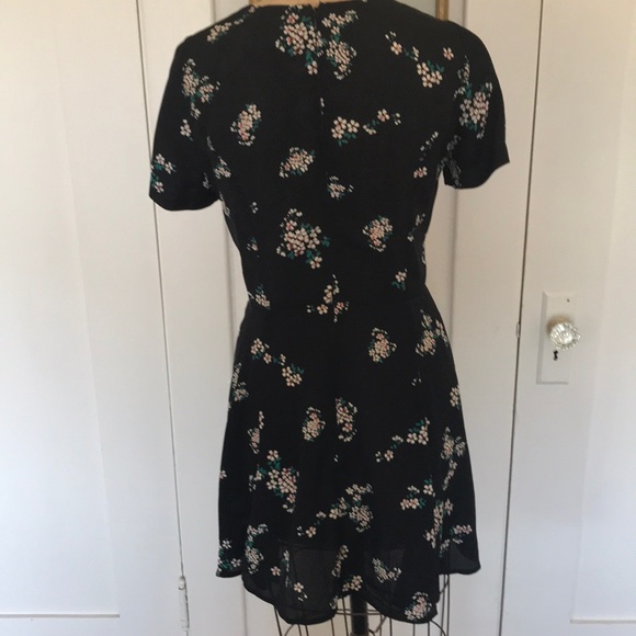 Reformation Felix Dress - Picture 4 of 5